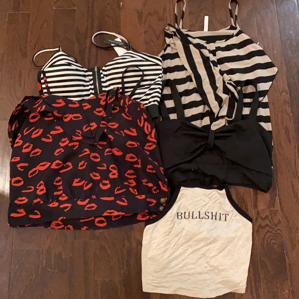 Bundle of 5 sassy tops